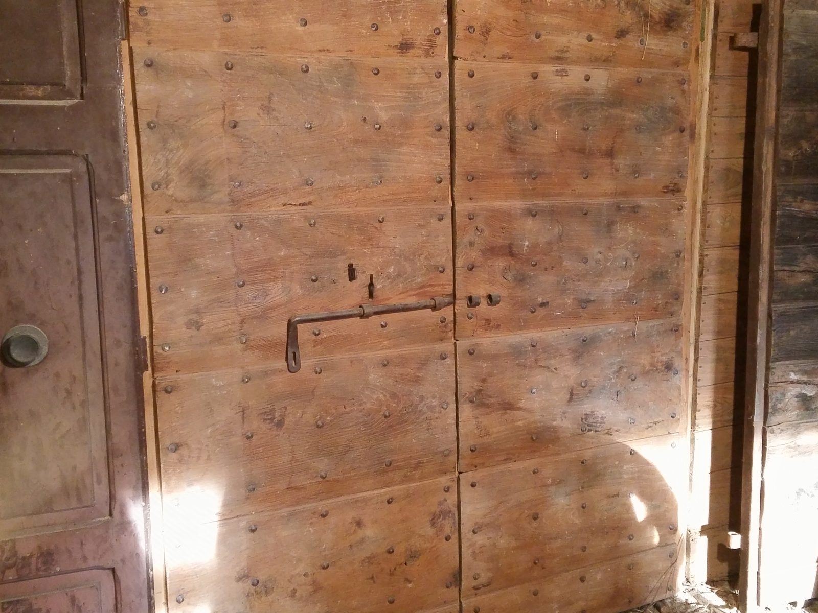 Porta antica in legno