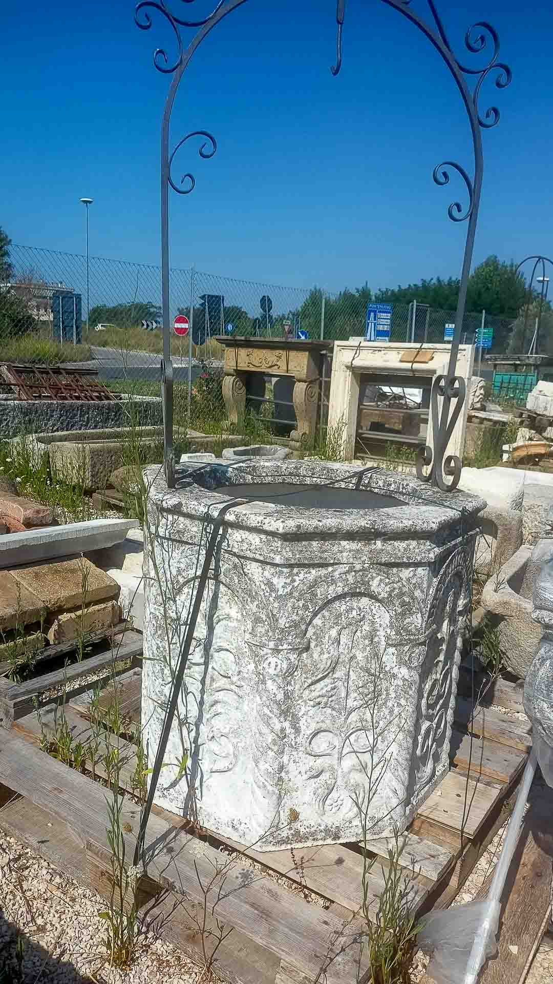 Vasche, Camini e Fontane in Pietra - foto 3