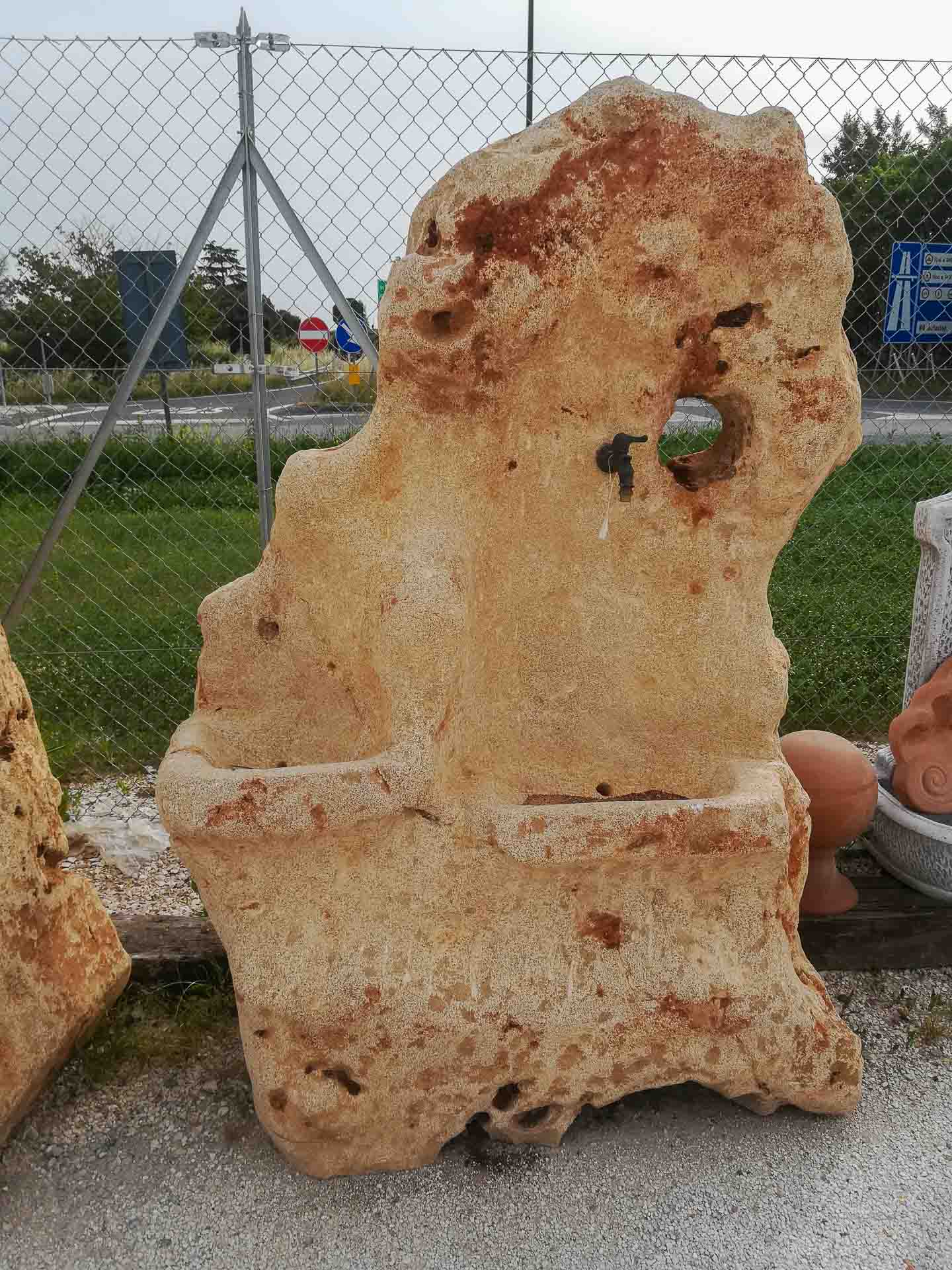 Vasche, Camini e Fontane in Pietra - foto 19