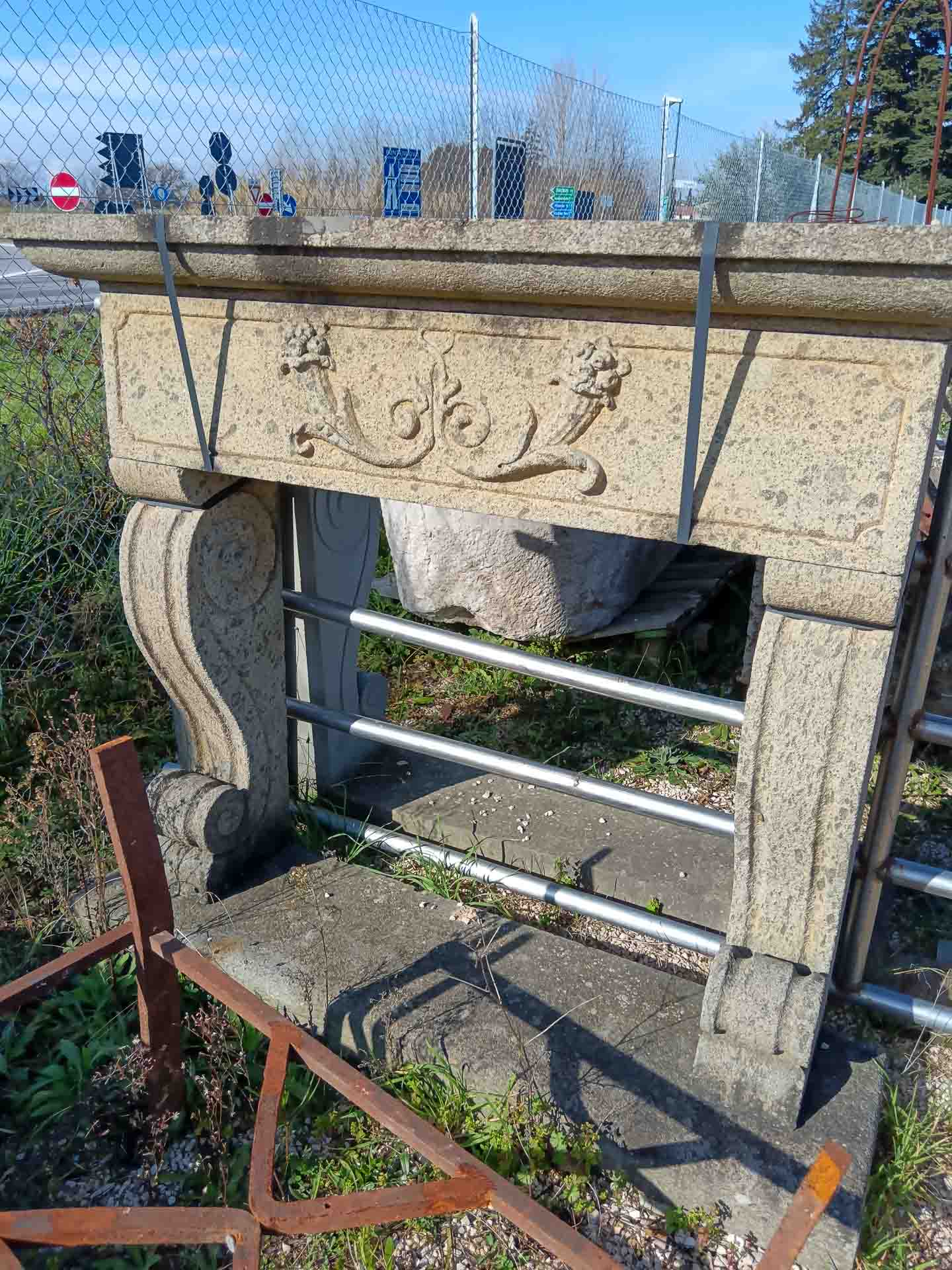 Vasche, Camini e Fontane in Pietra - foto 42