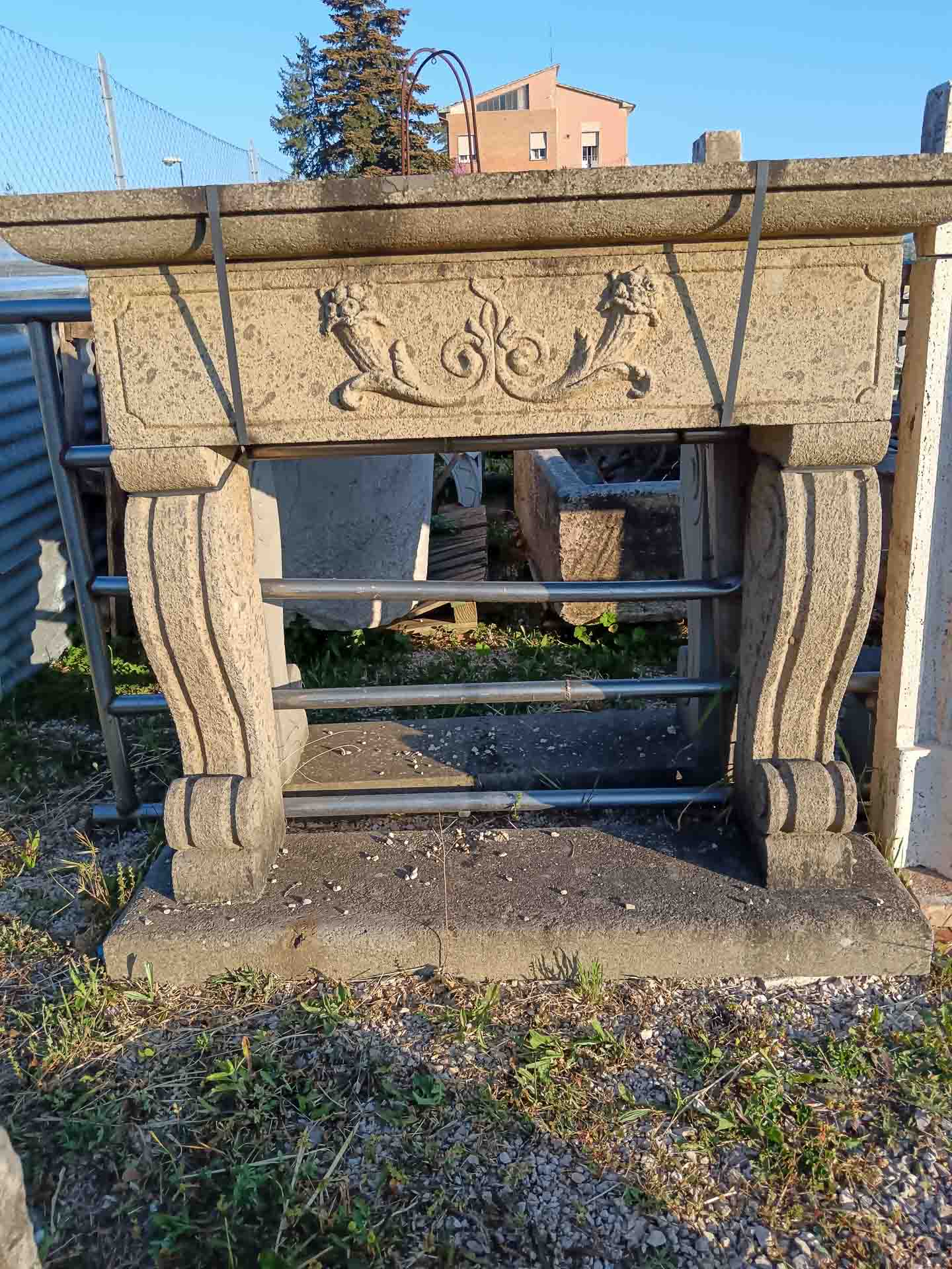 Vasche, Camini e Fontane in Pietra - foto 55
